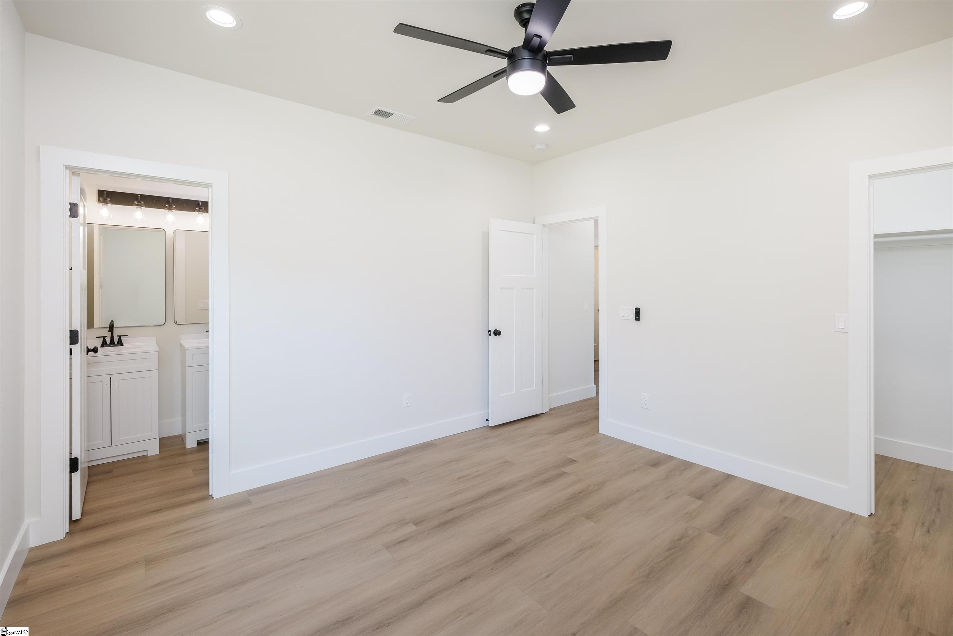 110 Simmons Road Woodruff, SC 29388 - Photo 10 of 17 Gallery Image 10