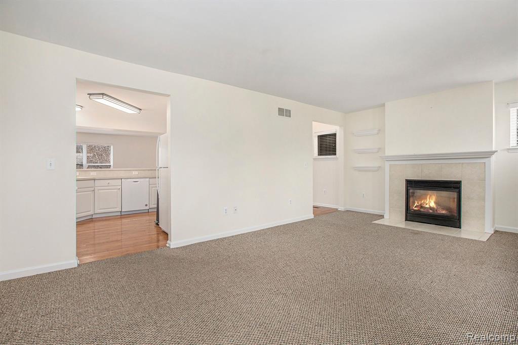 1740 South Maple Road Ann Arbor, MI 48103 - Photo 15 of 34