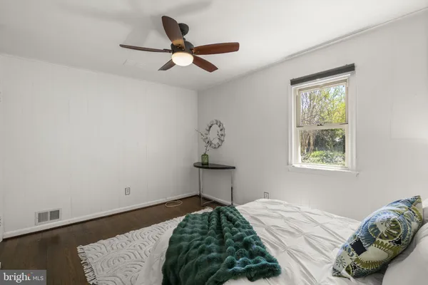 $549,990 | 7005 Grove Road, Alexandria, VA 22306