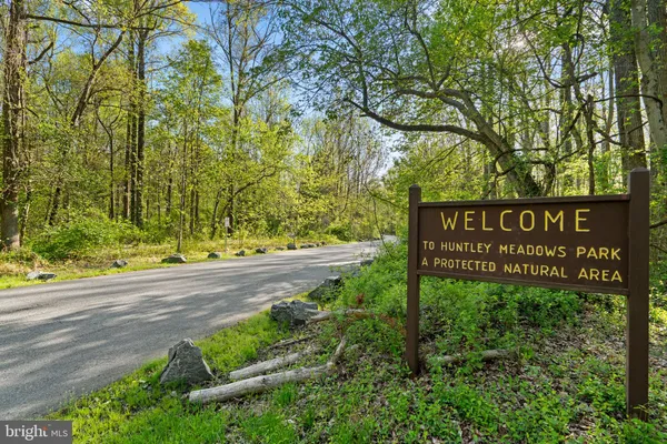 $549,990 | 7005 Grove Road, Alexandria, VA 22306