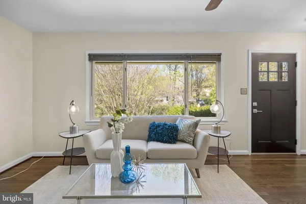 $549,990 | 7005 Grove Road, Alexandria, VA 22306