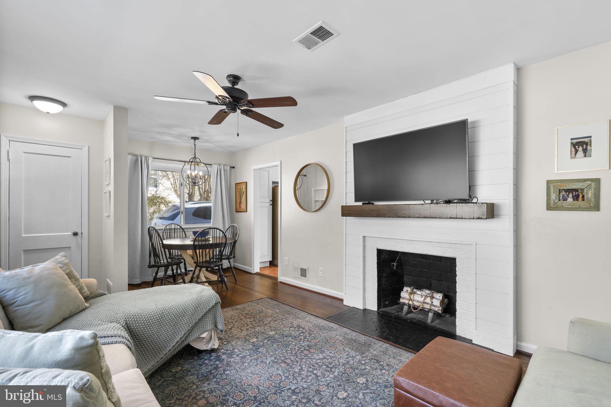 7005 Grove Road Alexandria, VA 22306 - Photo 7 of 29