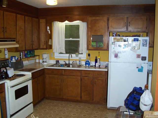 321 Mace Road Mebane, NC 27302 - Photo 4 of 10 Kitchen