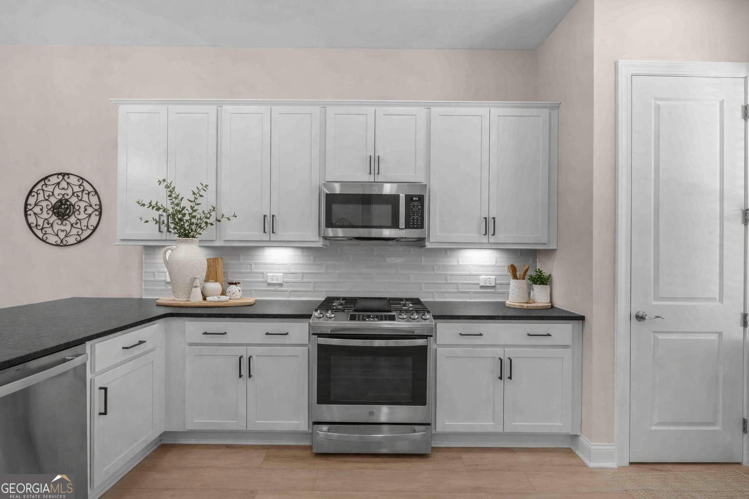 45 Birchfield Court Newnan, GA 30265 - Photo 12 of 44