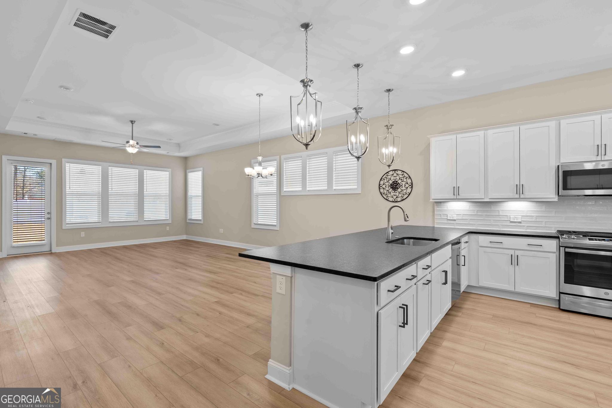 45 Birchfield Court Newnan, GA 30265 - Photo 10 of 44