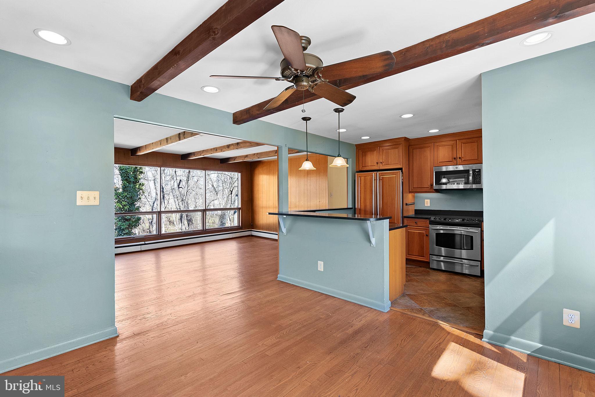 19649 Youngs Cliff Road Sterling, VA 20165 - Photo 18 of 81 Gallery Image 18