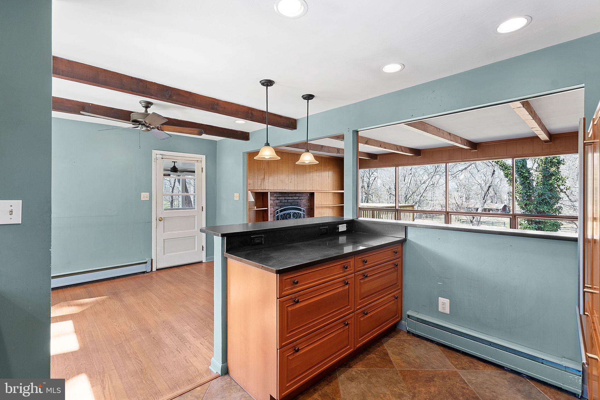 19649 Youngs Cliff Road Sterling, VA 20165 - Photo 27 of 81 Gallery Image 27
