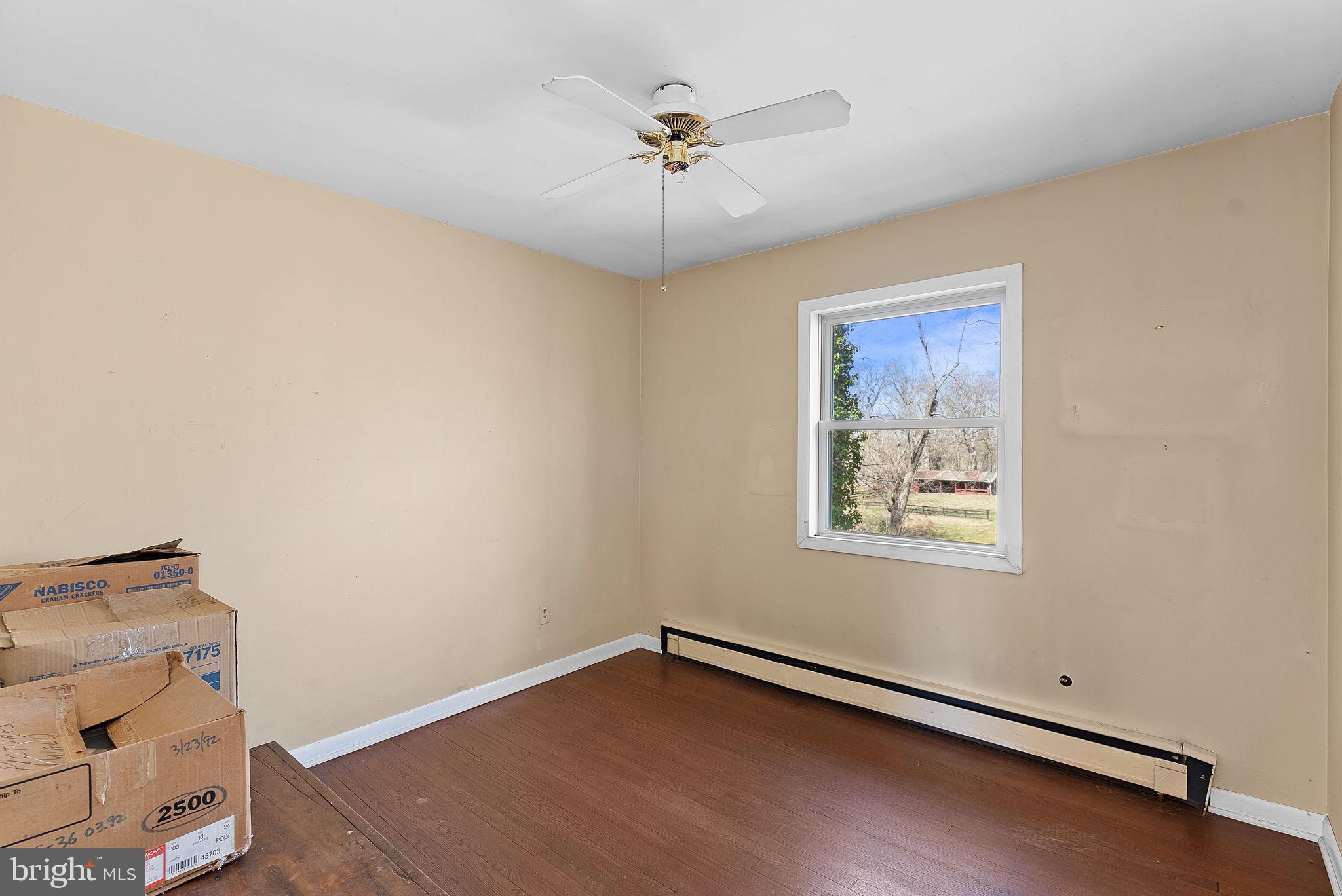 19649 Youngs Cliff Road Sterling, VA 20165 - Photo 32 of 81 Gallery Image 32