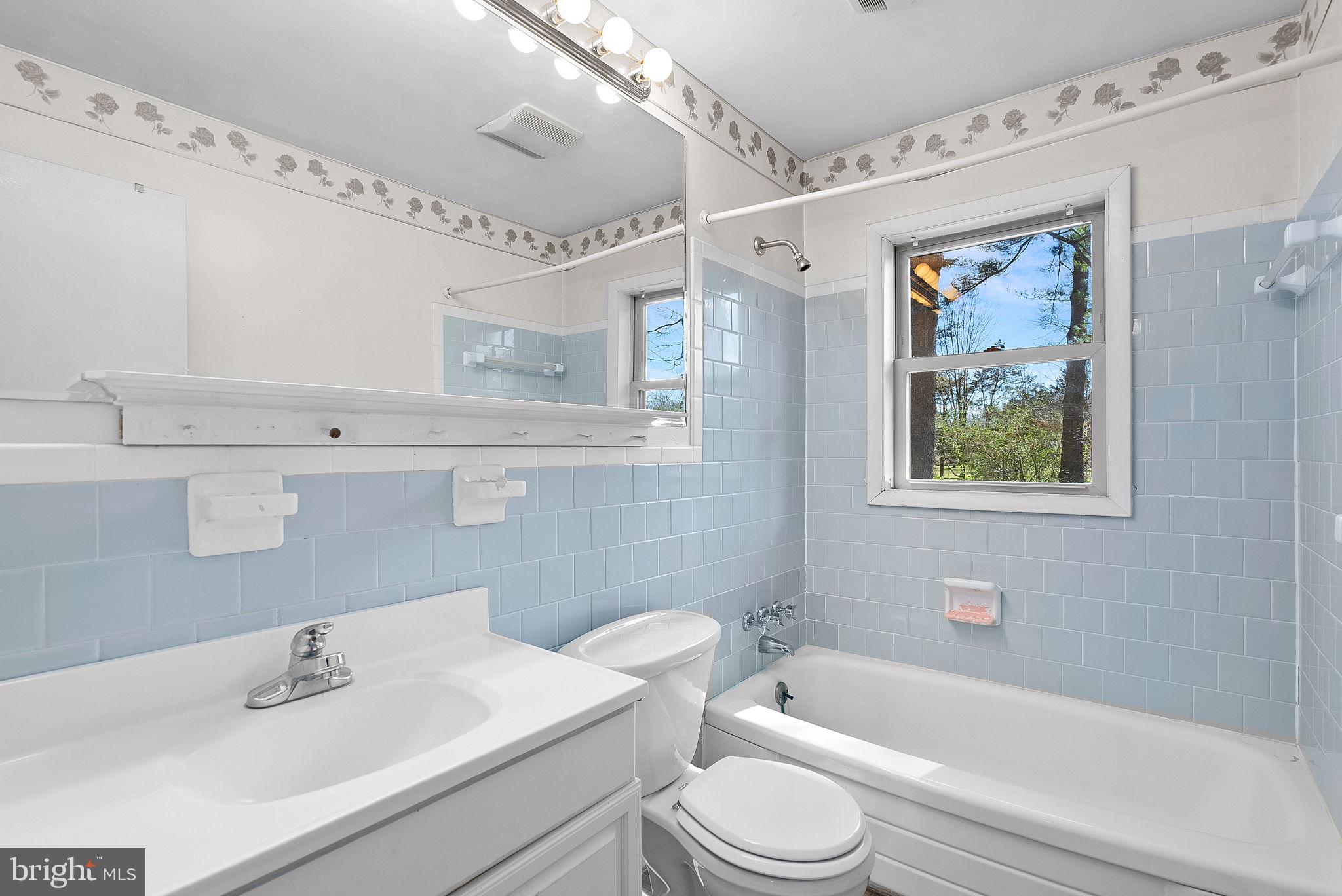 19649 Youngs Cliff Road Sterling, VA 20165 - Photo 33 of 81 Gallery Image 33