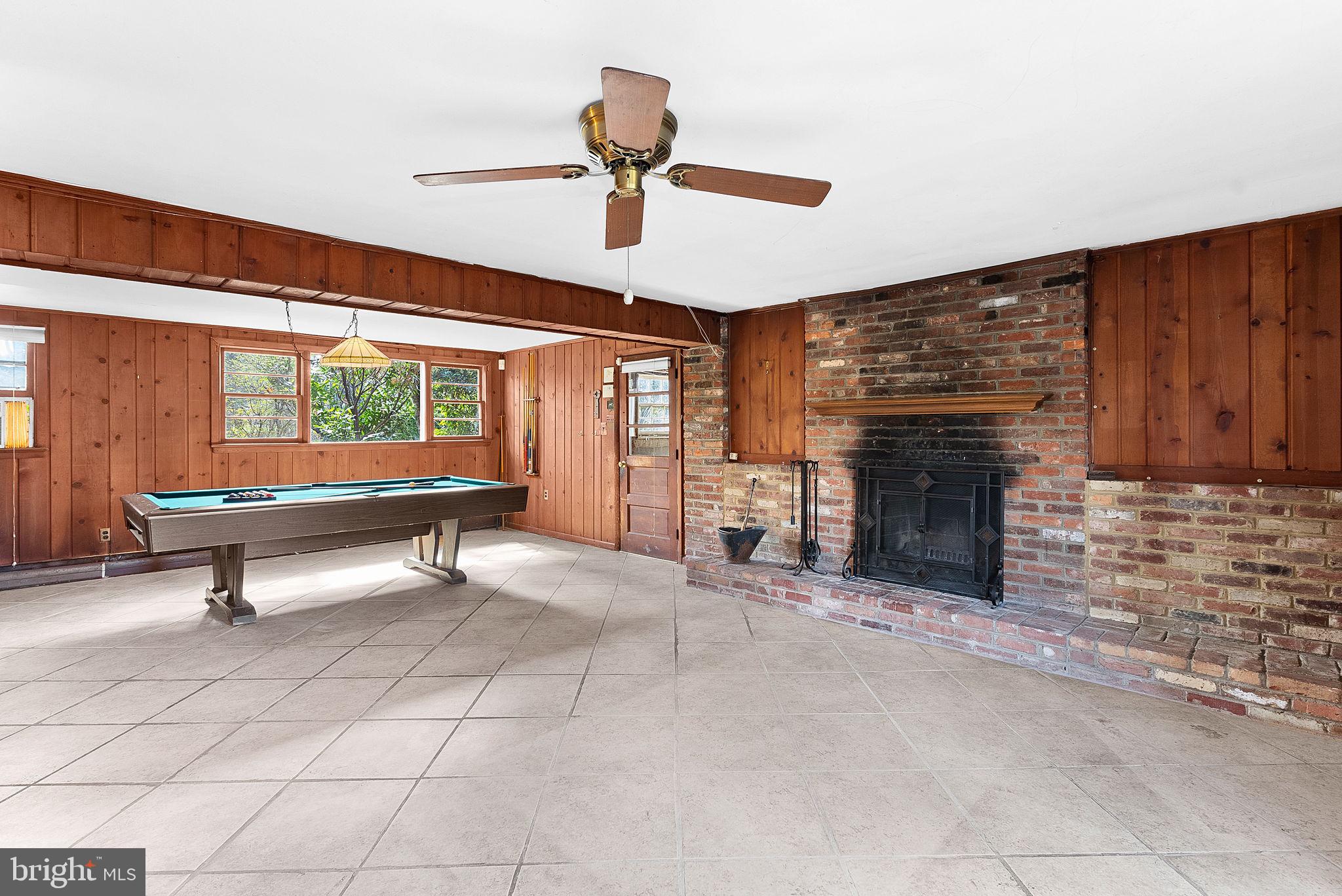 19649 Youngs Cliff Road Sterling, VA 20165 - Photo 46 of 81 Gallery Image 46