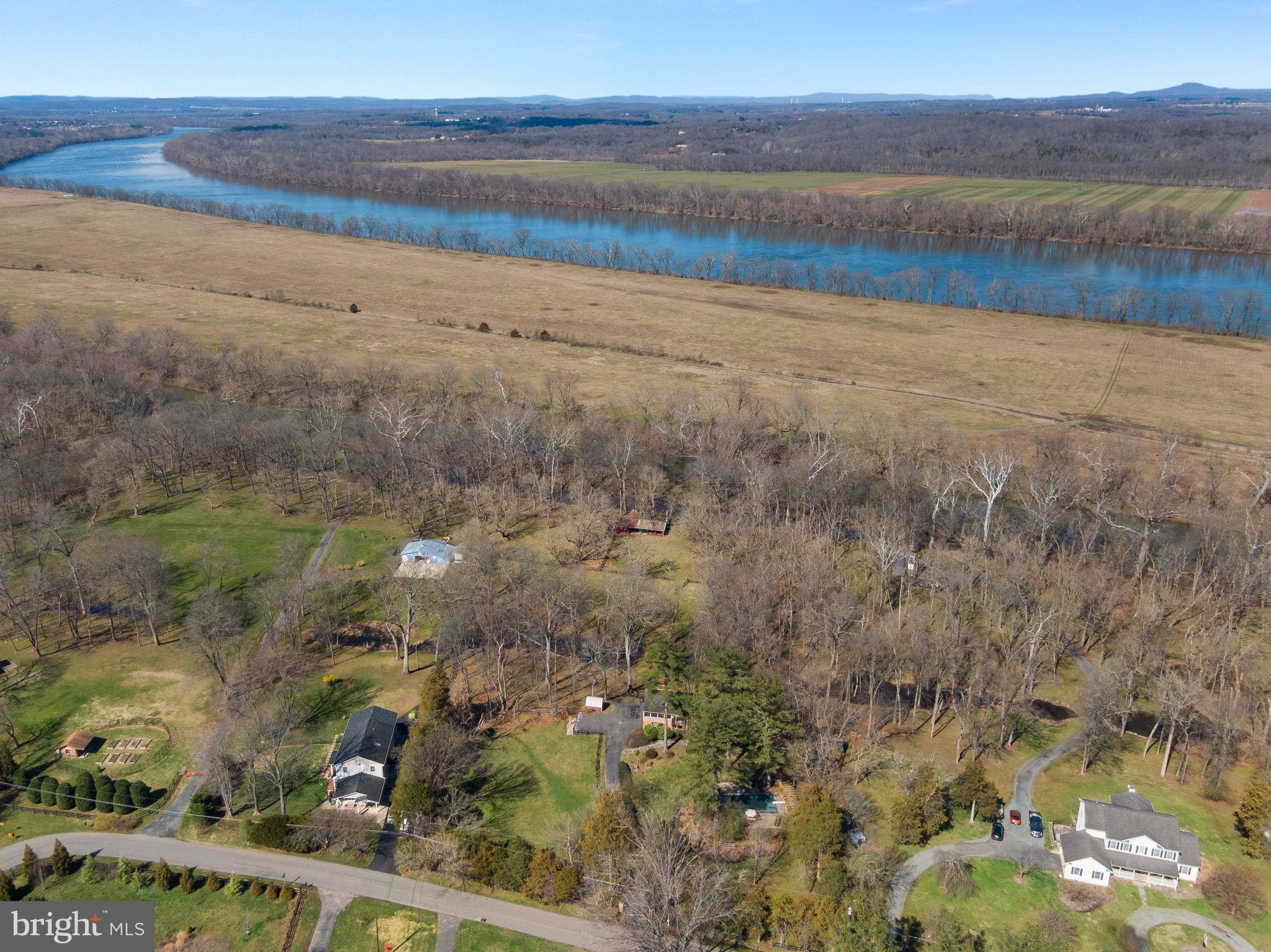 19649 Youngs Cliff Road Sterling, VA 20165 - Photo 72 of 81 Gallery Image 72