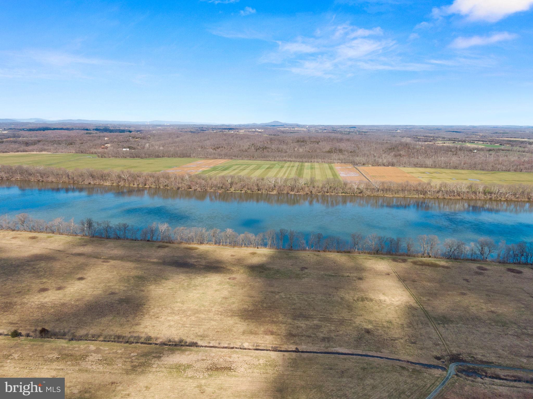 19649 Youngs Cliff Road Sterling, VA 20165 - Photo 78 of 81 Gallery Image 78
