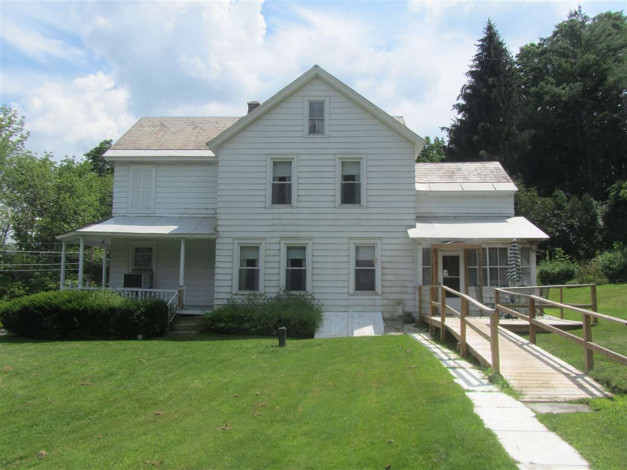 1387 Main Street West Rutland, VT 05777 - Photo 4 of 23