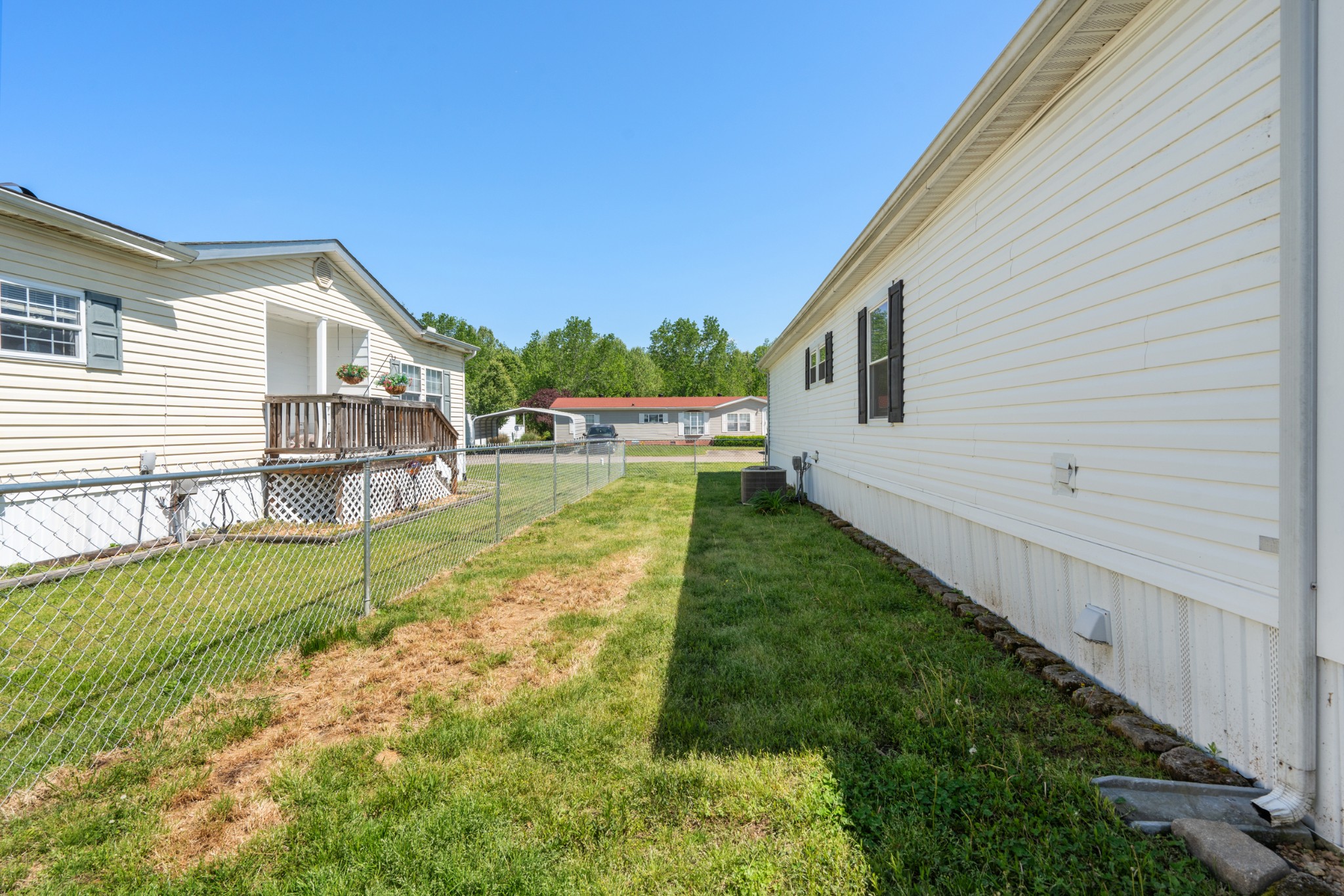 129 Broken Arrow Paris, TN 38242 - Photo 33 of 49 a house view with a outdoor space