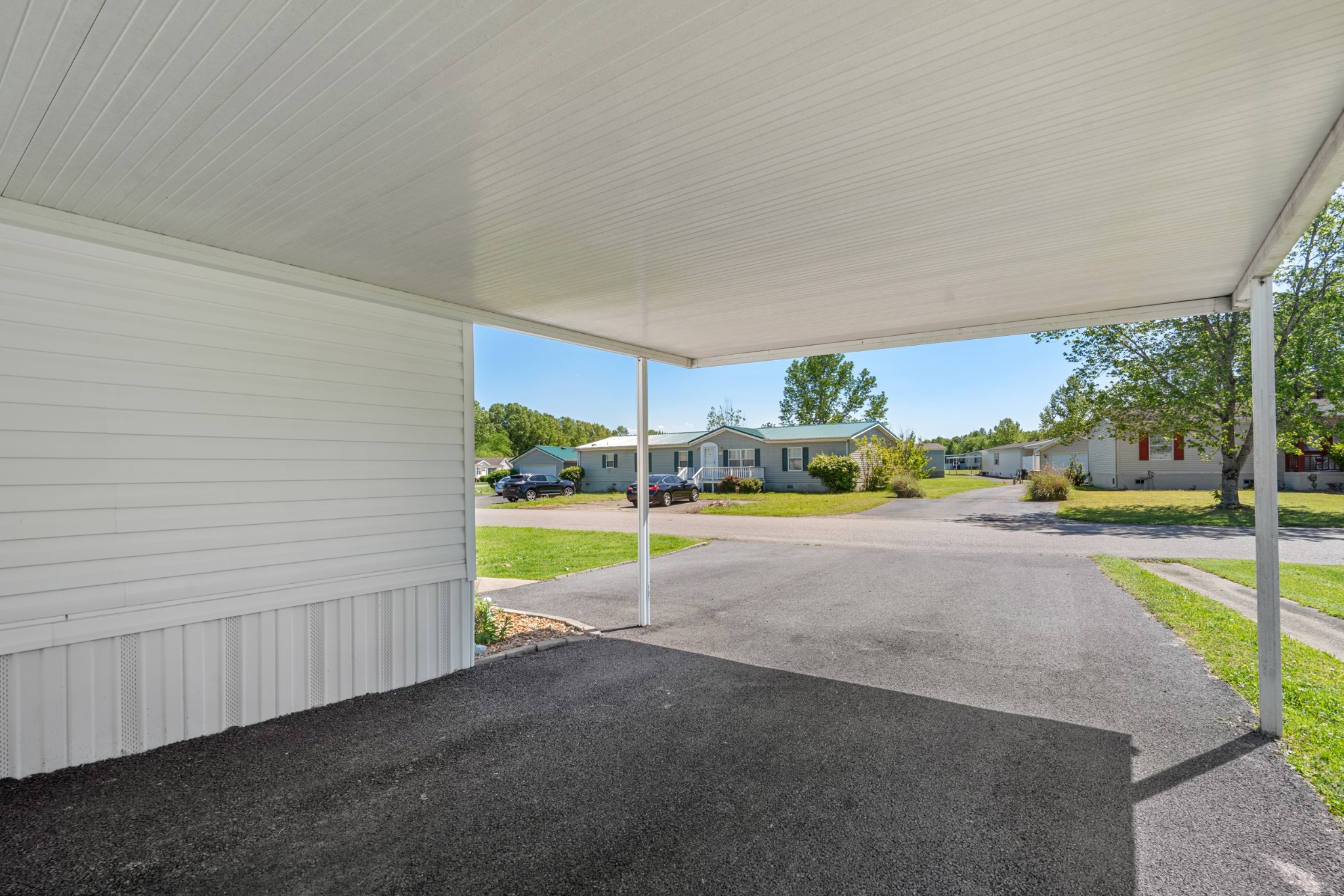 129 Broken Arrow Paris, TN 38242 - Photo 36 of 49 a view of an outdoor space and swimming pool