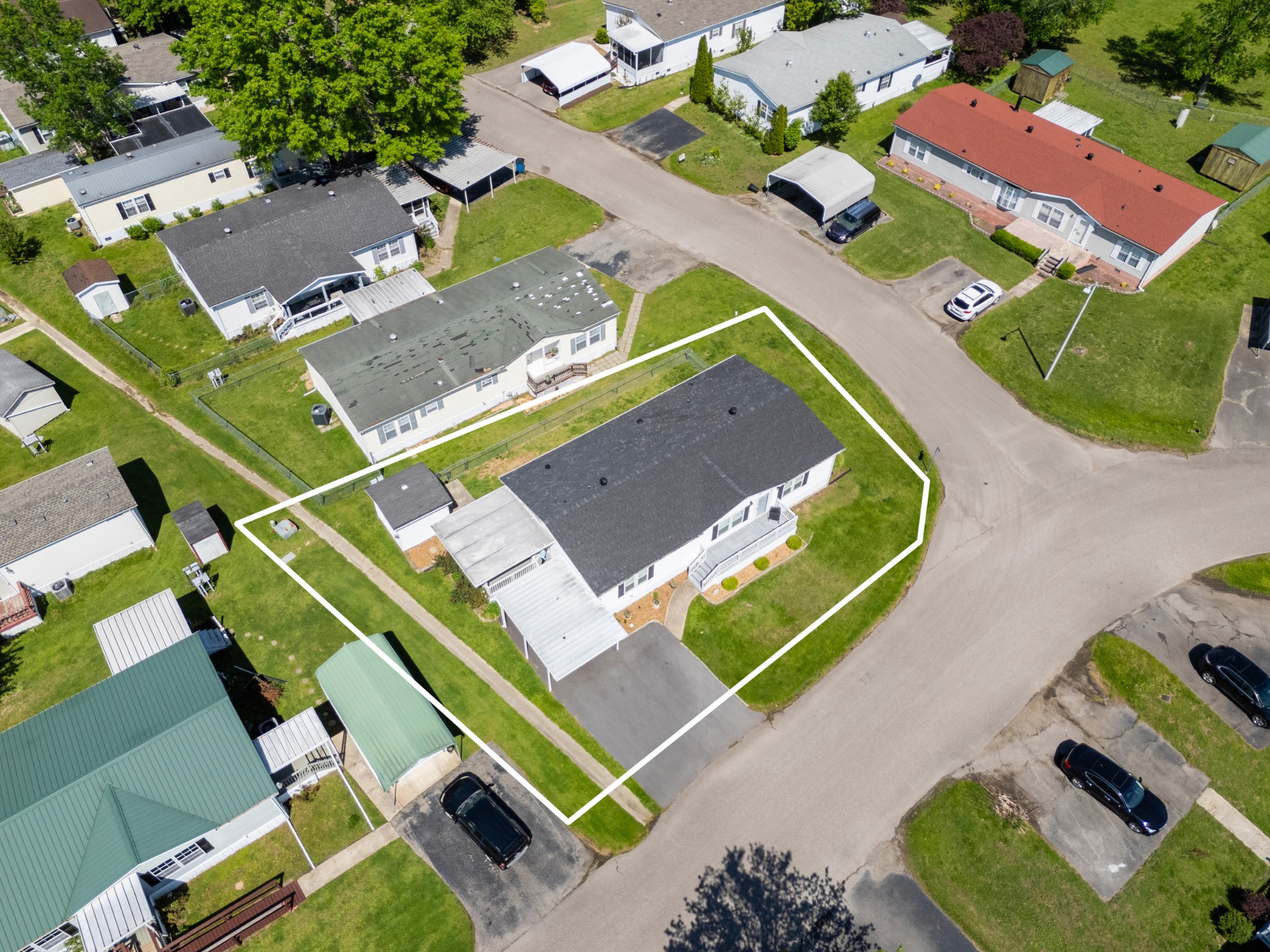 129 Broken Arrow Paris, TN 38242 - Photo 45 of 49 an aerial view of a house