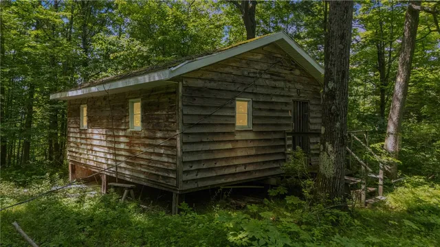 $170,000 | 1910 Brush Road, Hartsville, NY 14843