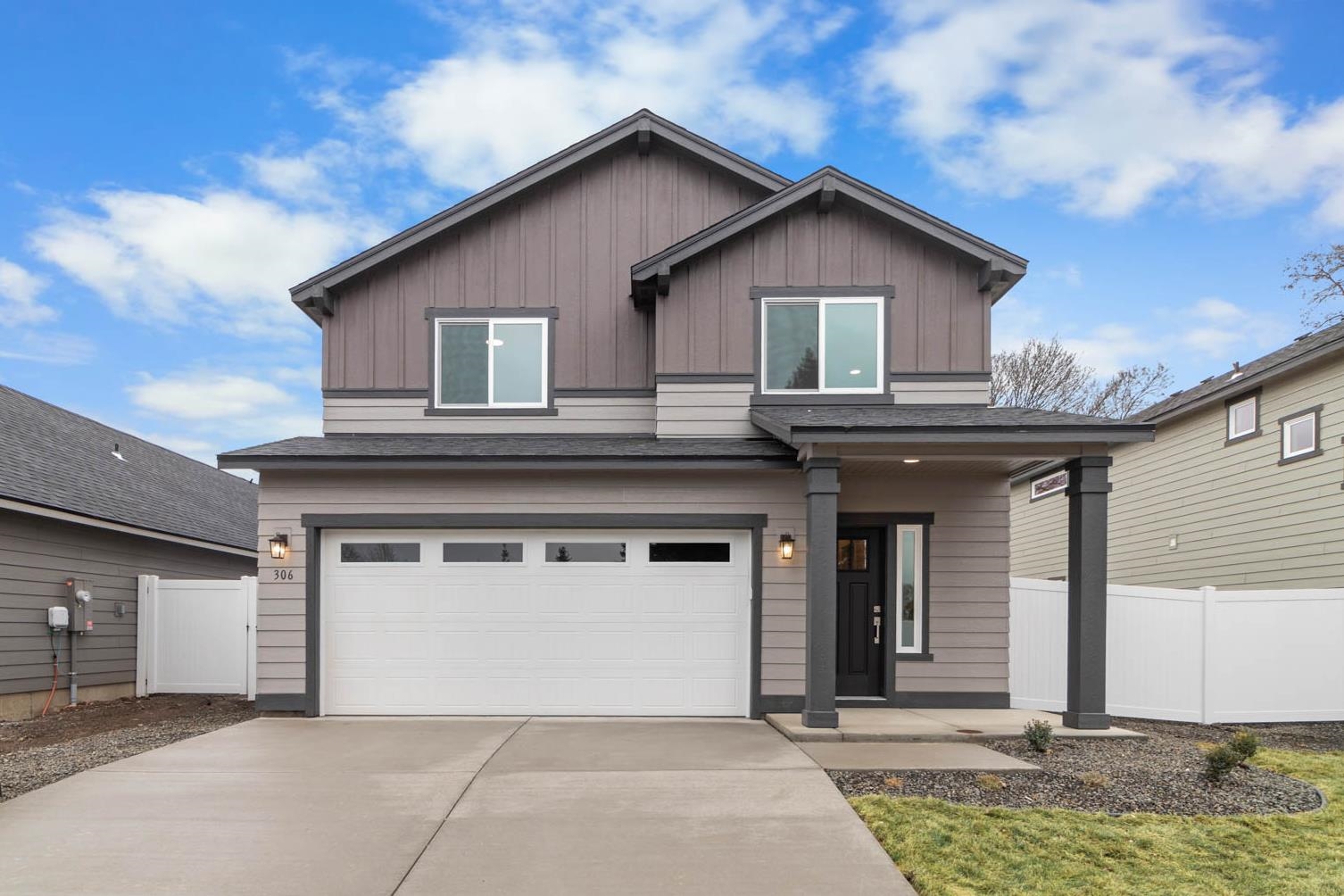 306 North Viewmont Road Greenacres, WA 99016 - Photo 1 of 25