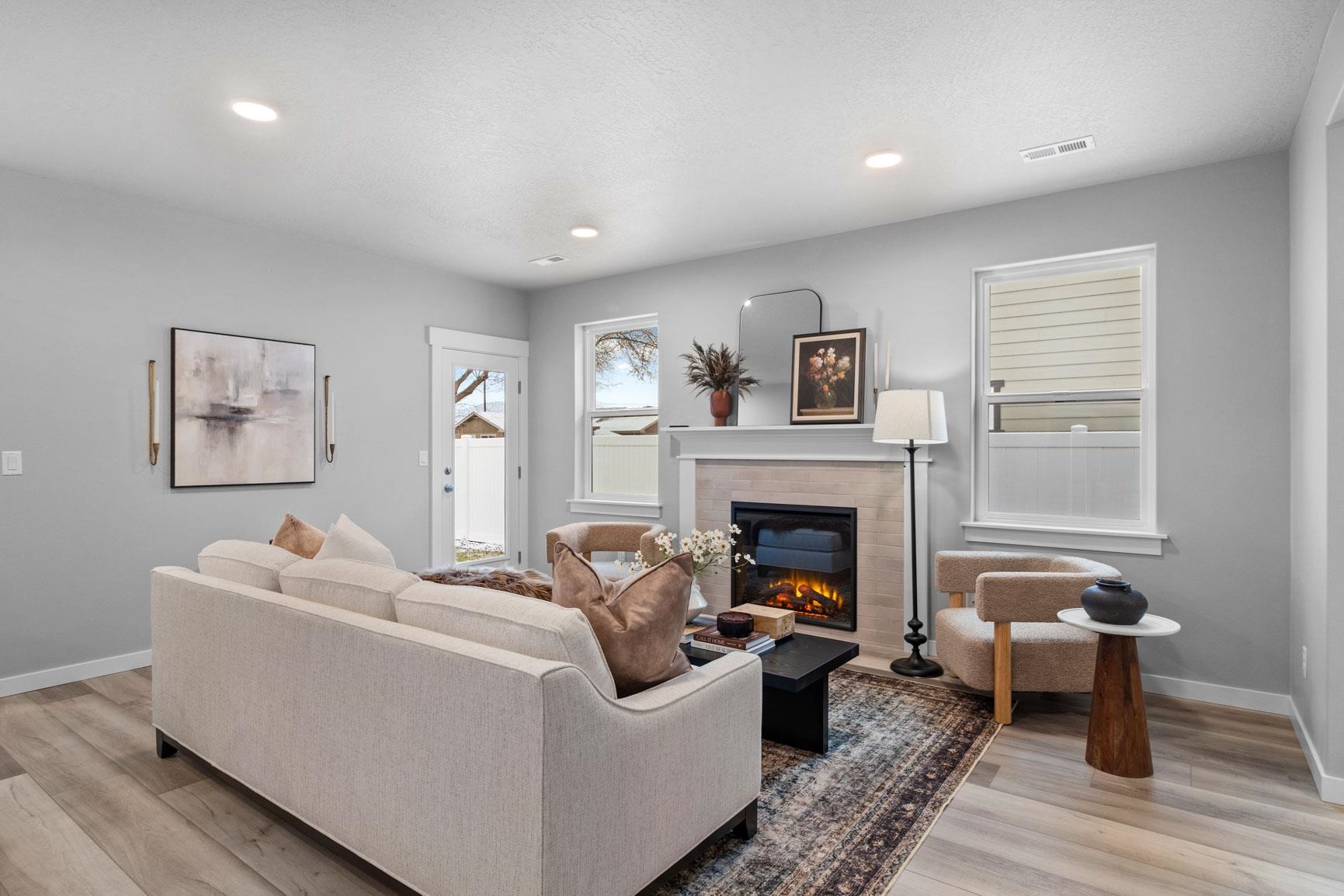 306 North Viewmont Road Greenacres, WA 99016 - Photo 15 of 25