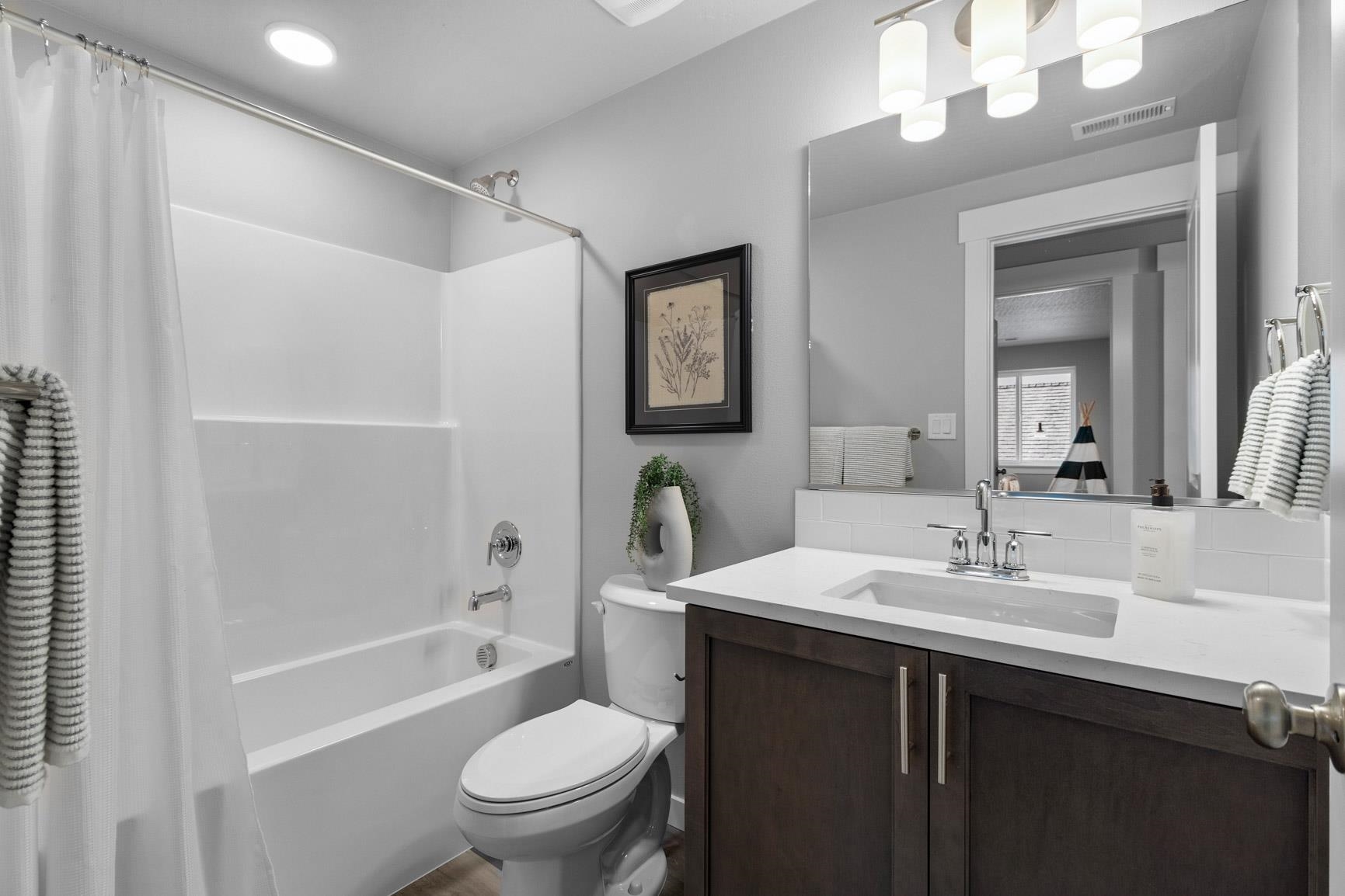 306 North Viewmont Road Greenacres, WA 99016 - Photo 23 of 25