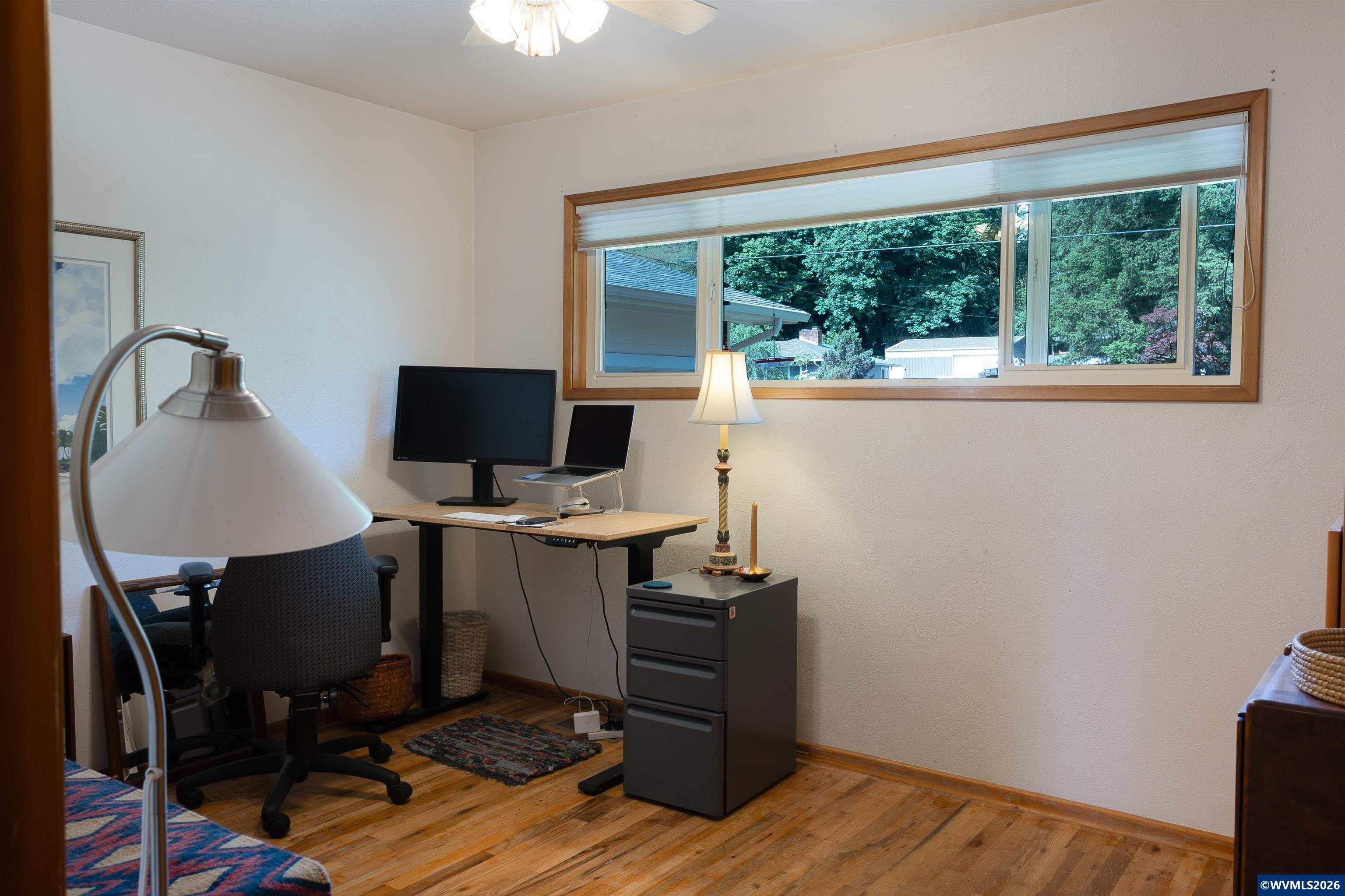 2981 Northwest Sunny Lane Albany, OR 97321 - Photo 9 of 40