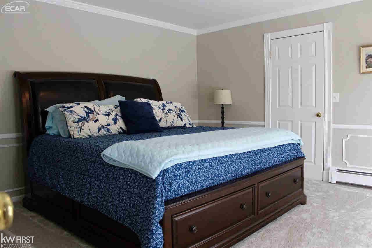 5422 Provincial Road Grand Blanc, MI 48439 - Photo 19 of 68 21410973-18.JPG