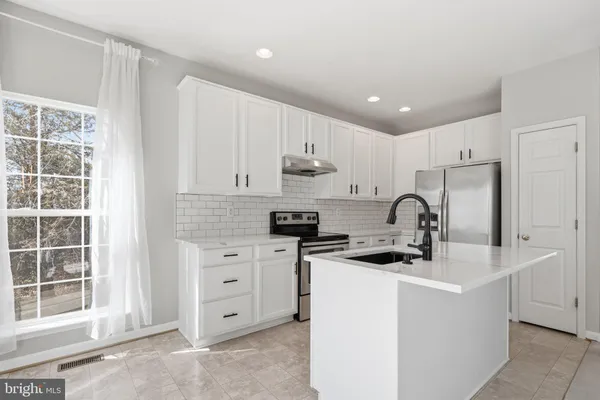 $3,431 | 14257 Hunters Run Way, Gainesville, VA 20155