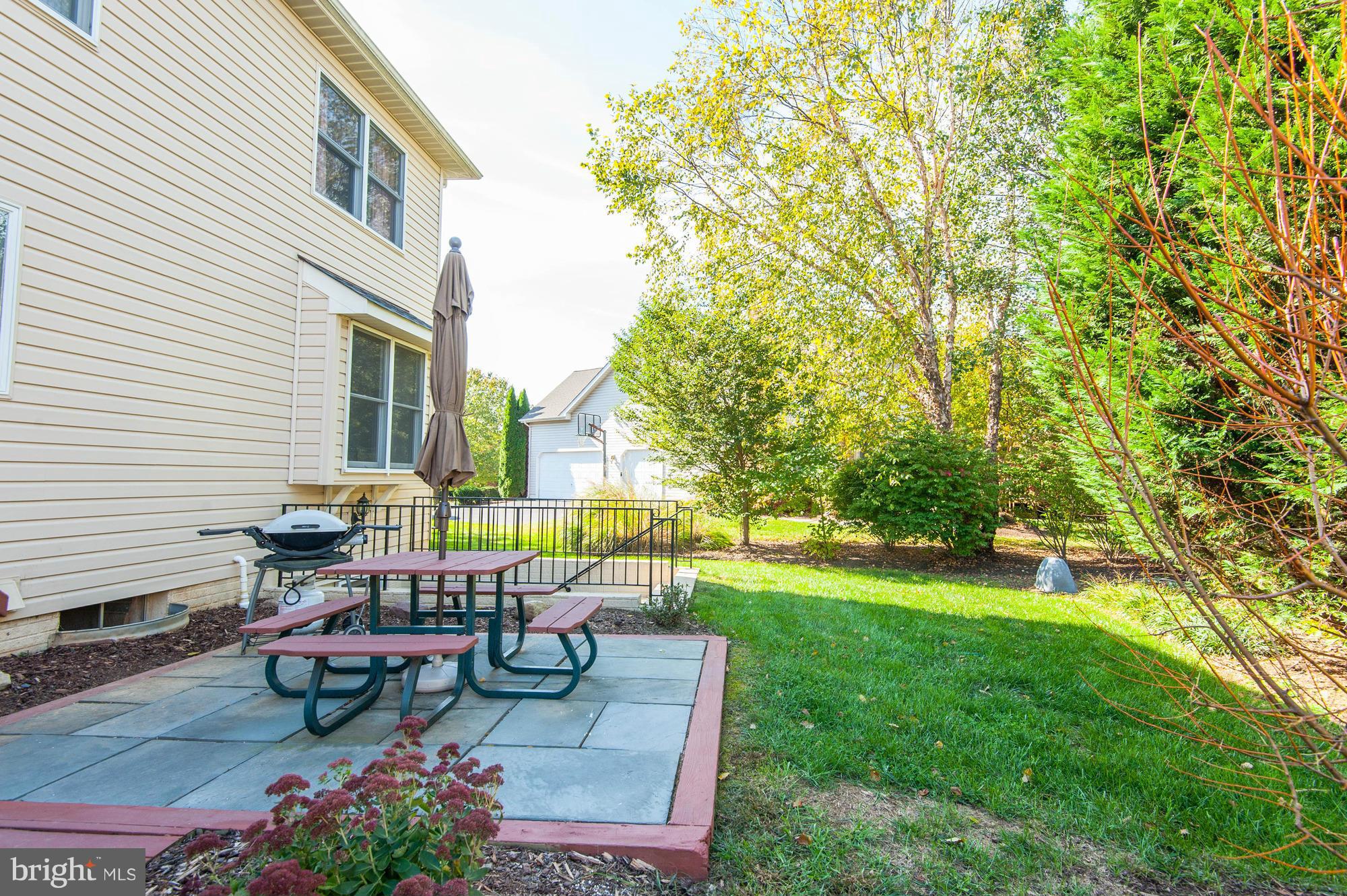 1330 Dasher Lane Reston, VA 20190 - Photo 29 of 30 Exterior (Rear)