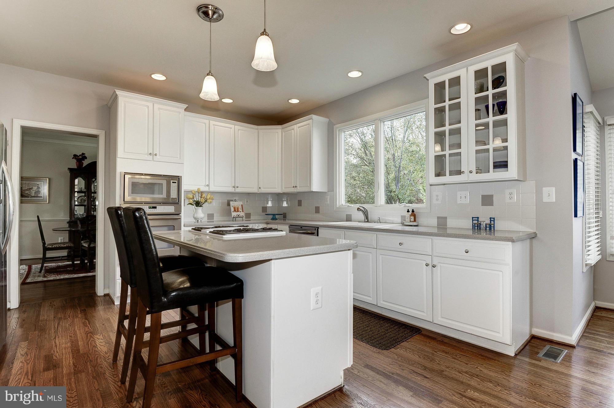 1330 Dasher Lane Reston, VA 20190 - Photo 6 of 30 Kitchen