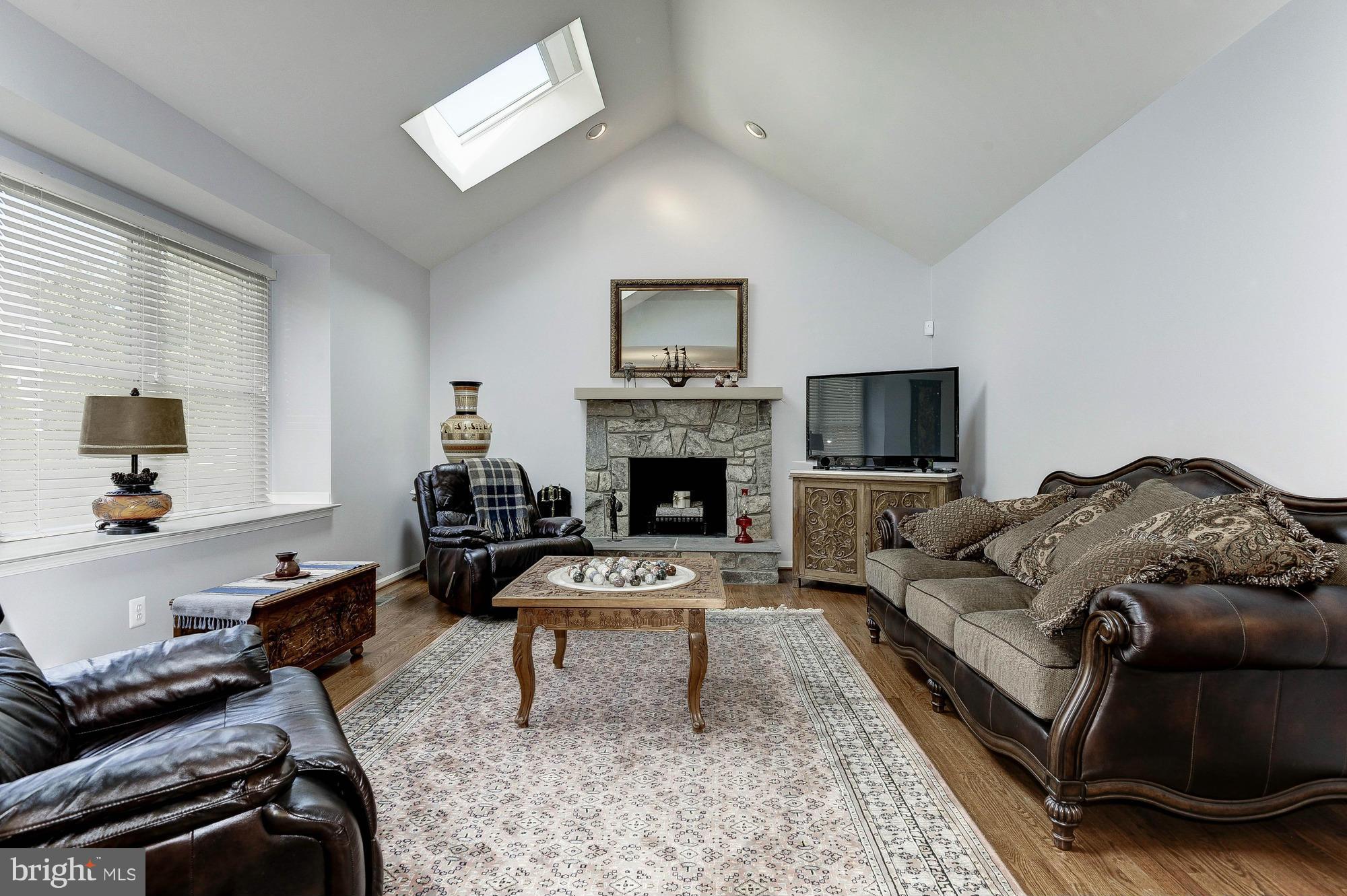 1330 Dasher Lane Reston, VA 20190 - Photo 8 of 30 Family Room