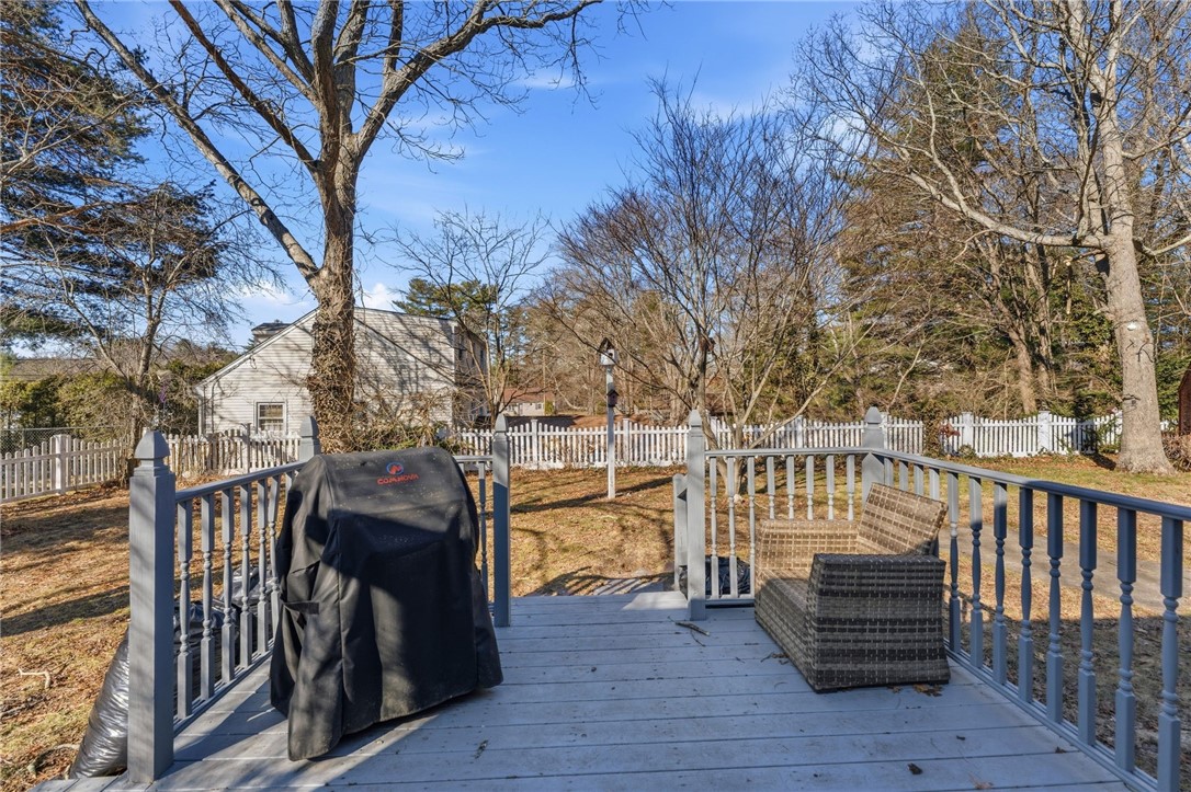4 York Drive Coventry, RI 02816 - Photo 30 of 34