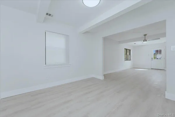 $4,300 | 136 Albany Boulevard, Unit 17E, Atlantic Beach, NY 11509