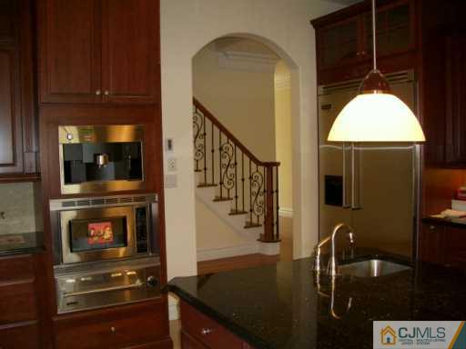 41 Petty Road Cranbury, NJ 08512 - Photo 3 of 6 Gallery Image 3