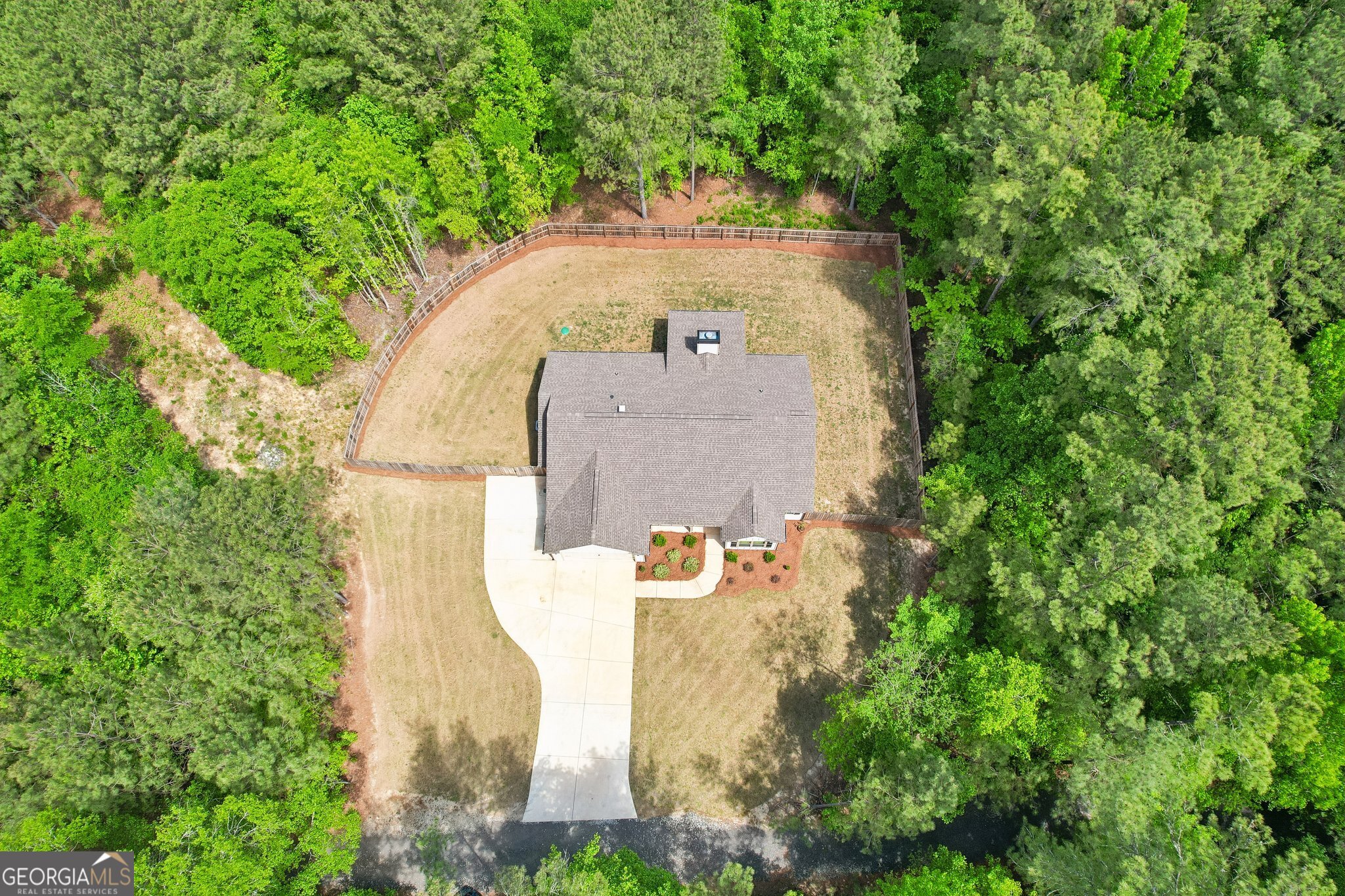807 Rowe Road Senoia, GA 30276 - Photo 3 of 40