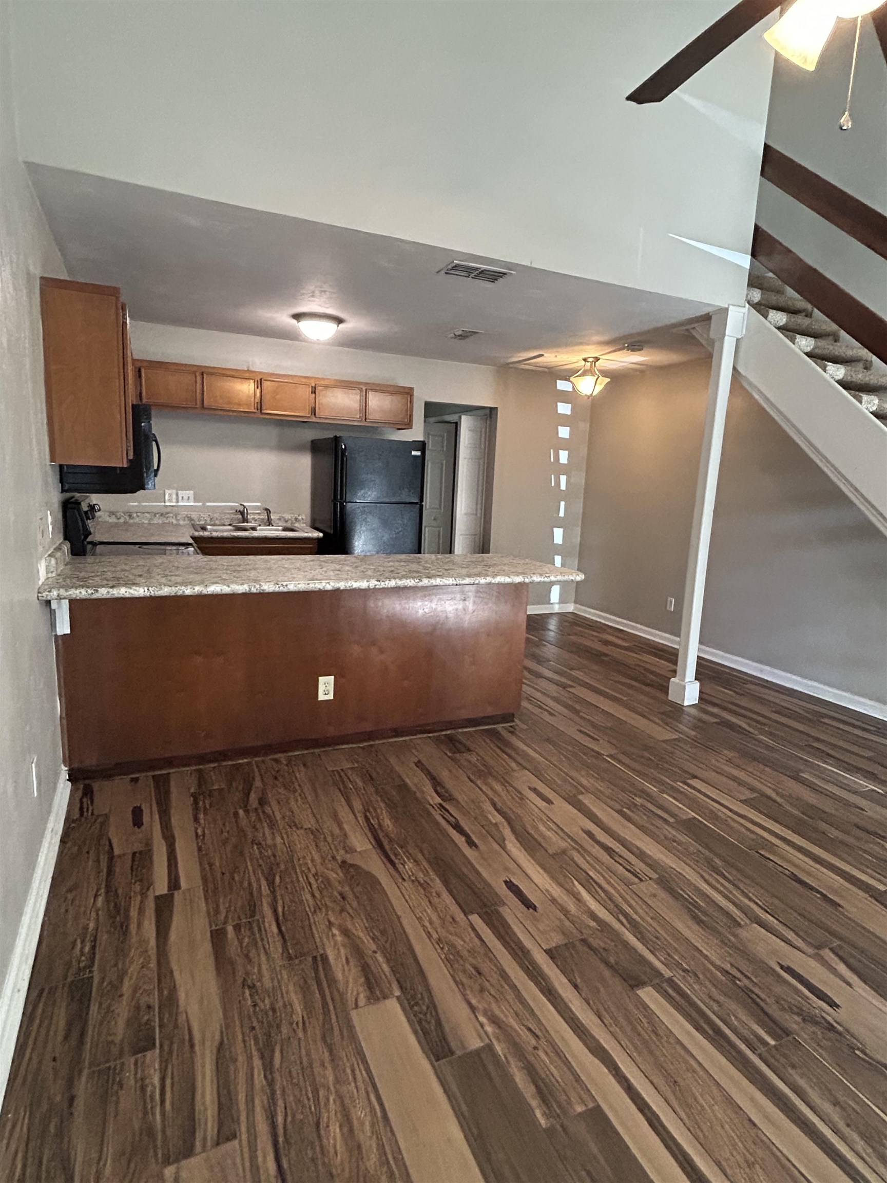 912 South Lipona Road Tallahassee, FL 32304 - Photo 3 of 12