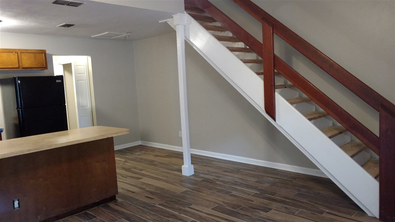 912 South Lipona Road Tallahassee, FL 32304 - Photo 4 of 12