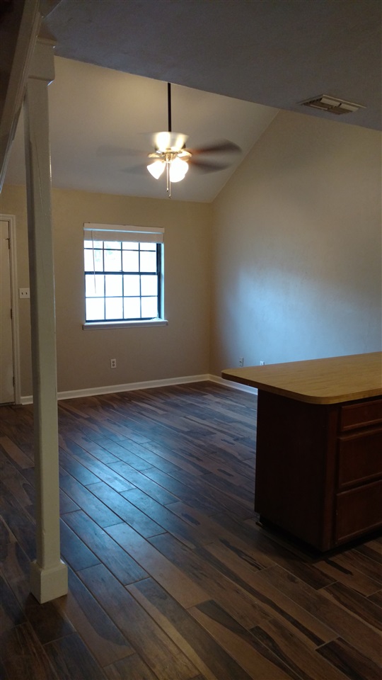 912 South Lipona Road Tallahassee, FL 32304 - Photo 6 of 12