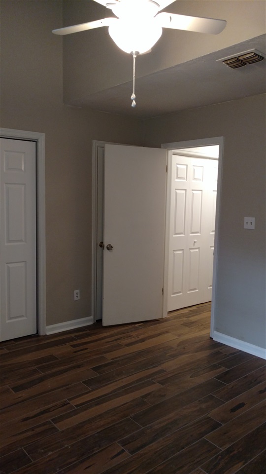 912 South Lipona Road Tallahassee, FL 32304 - Photo 10 of 12