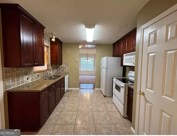 $2,400 | 1128 Chateau Terrace, McDonough, GA 30253