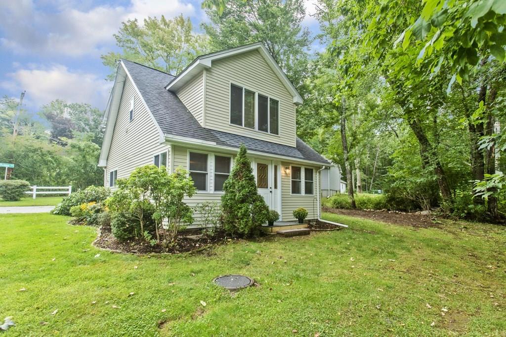 6 Sichols Colony Road Wales, MA 01081 - Photo 3 of 29