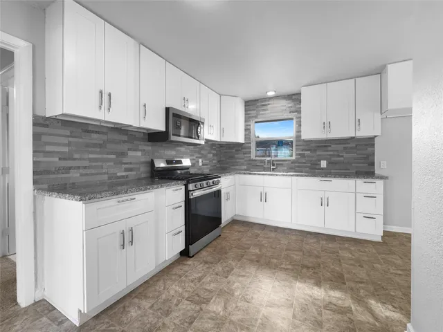 $193,000 | 906 Central Avenue, Pasadena, TX 77502