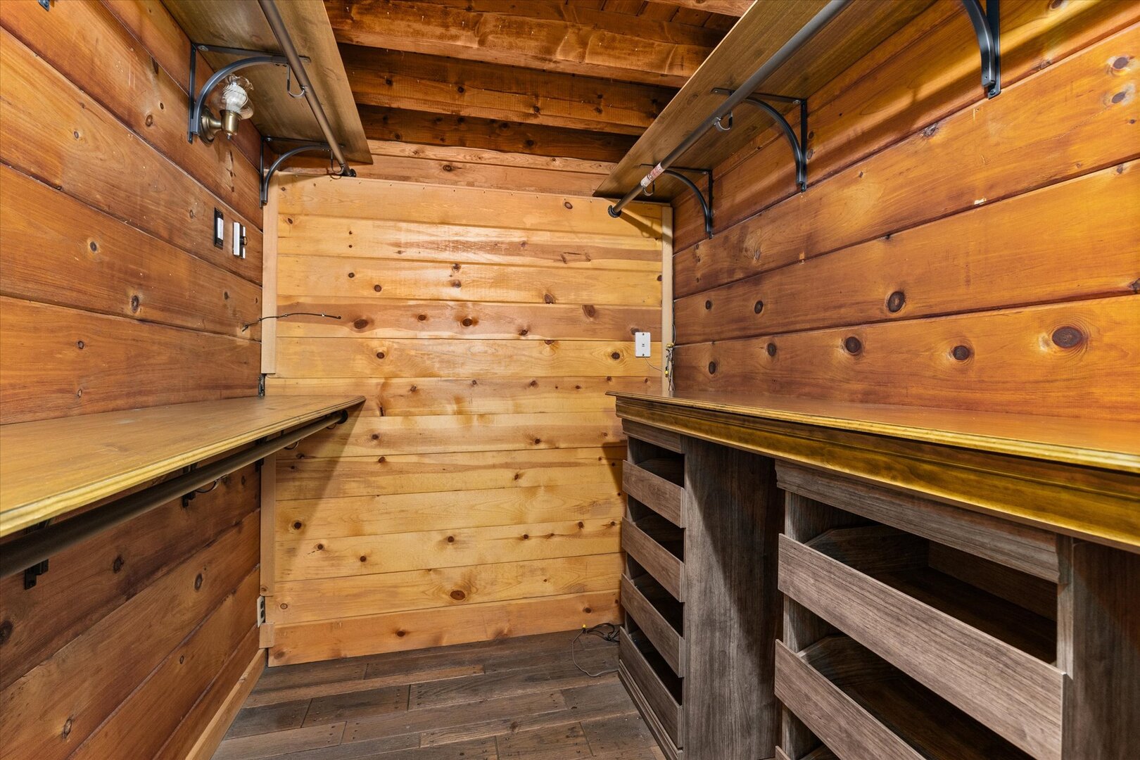 910 Durant Street Oglesby, IL 61348 - Photo 22 of 52 a view of an empty room