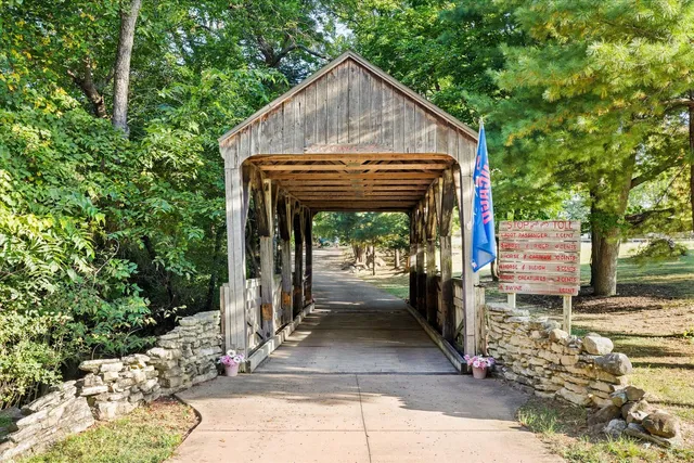 $332,000 | 910 Durant Street, Oglesby, IL 61348