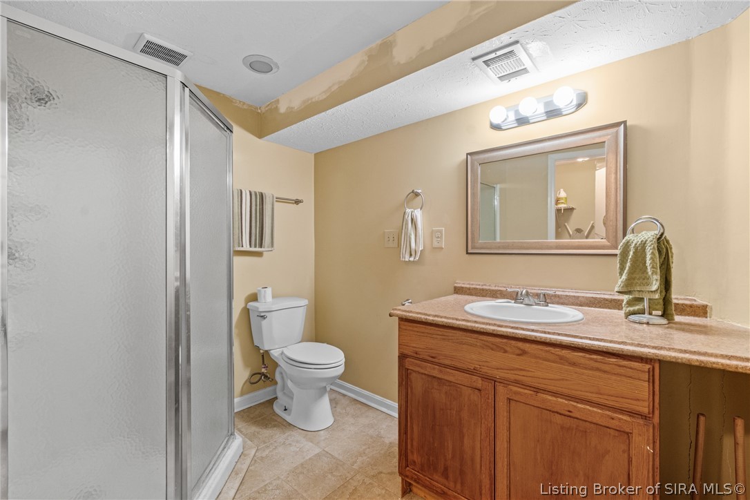 3403 Green Valley Road New Albany, IN 47150 - Photo 25 of 38