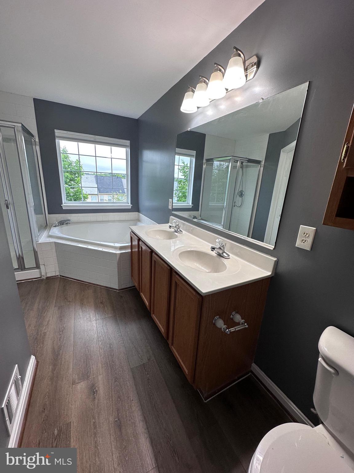 1427 Searchlight Way Mount Airy, MD 21771 - Photo 11 of 32