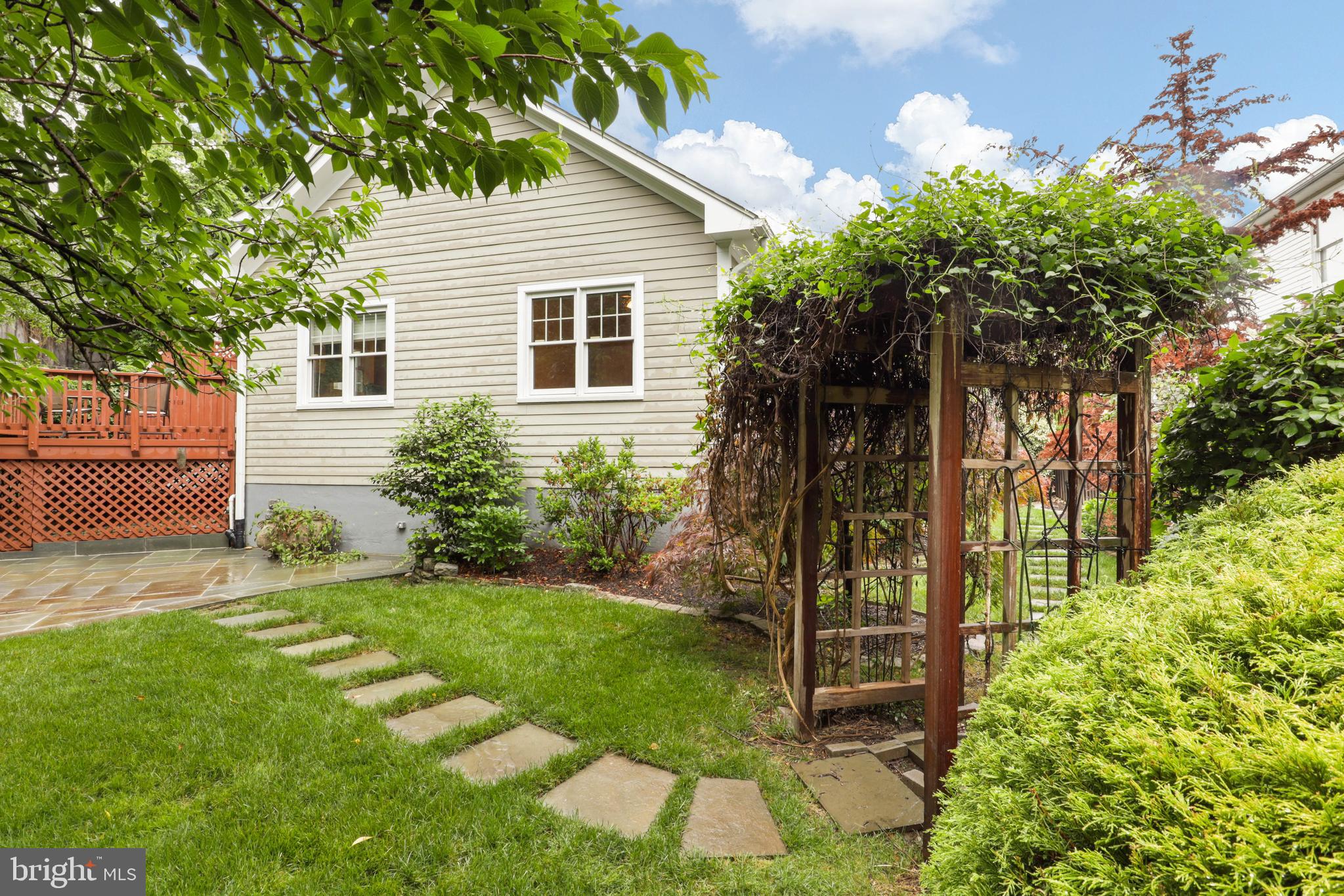 1515 Cedar Avenue McLean, VA 22101 - Photo 35 of 37