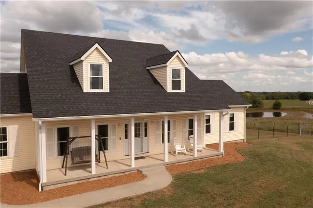 $599,000 | 1001 Southwest State Route, Maysville, MO 64469