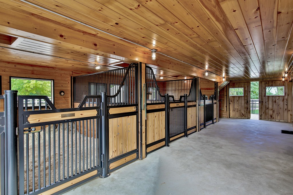 15 Powers Road Mendon, MA 01756 - Photo 3 of 30 Gallery Image 3