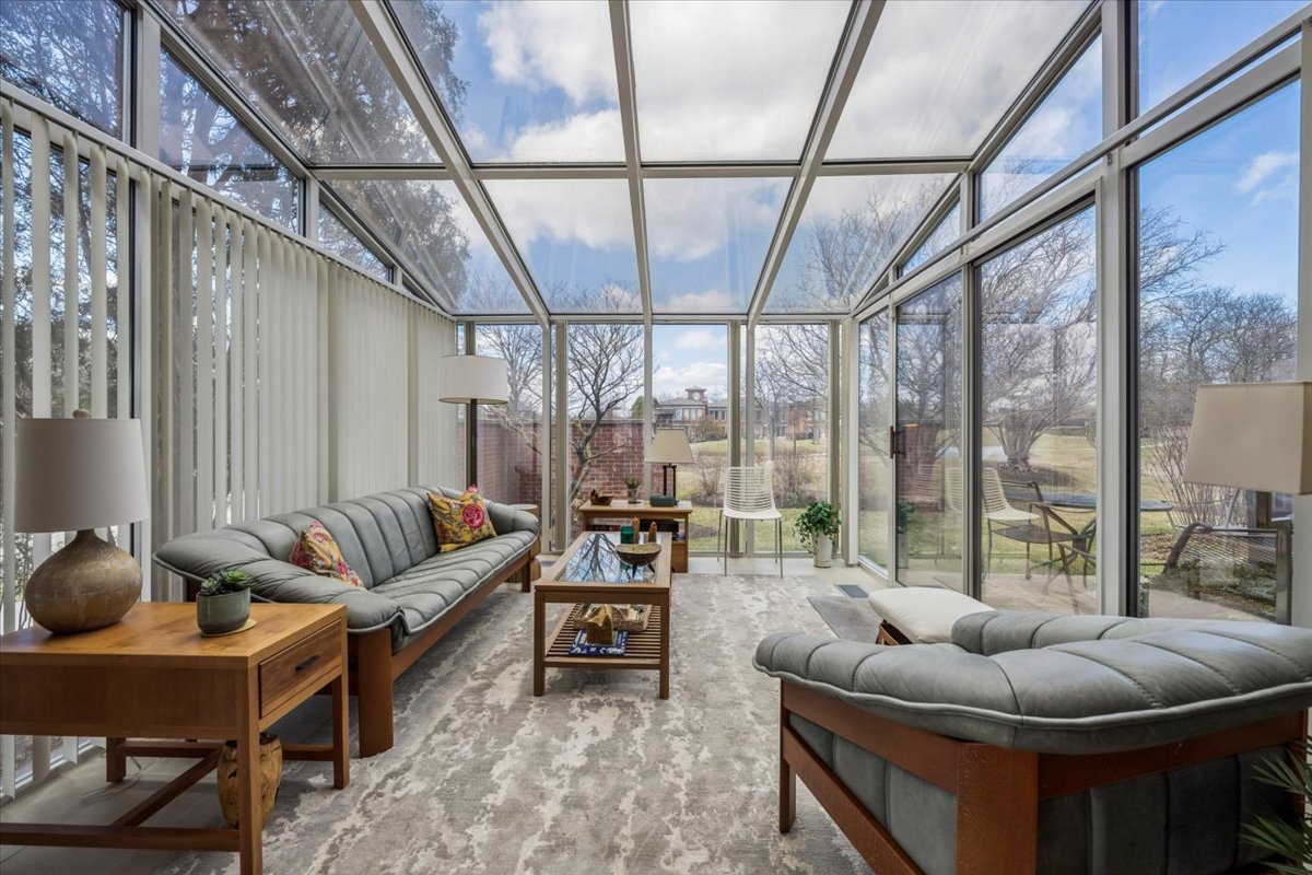 421 Milford Road Deerfield, IL 60015 - Photo 14 of 32
