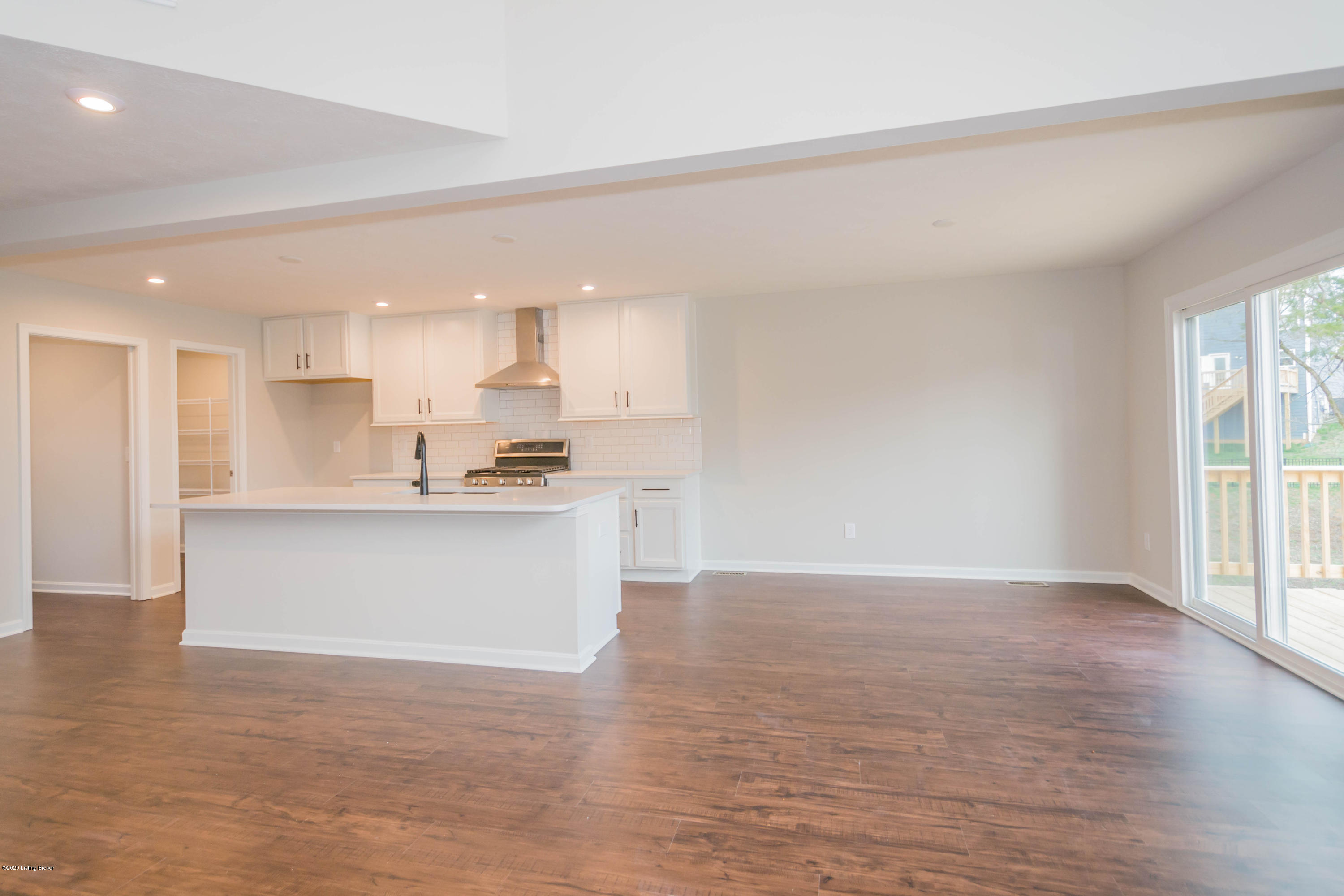 415 Highland Ridge Drive Mount Washington, KY 40047 - Photo 6 of 36 06-Dining Area & Kitchen